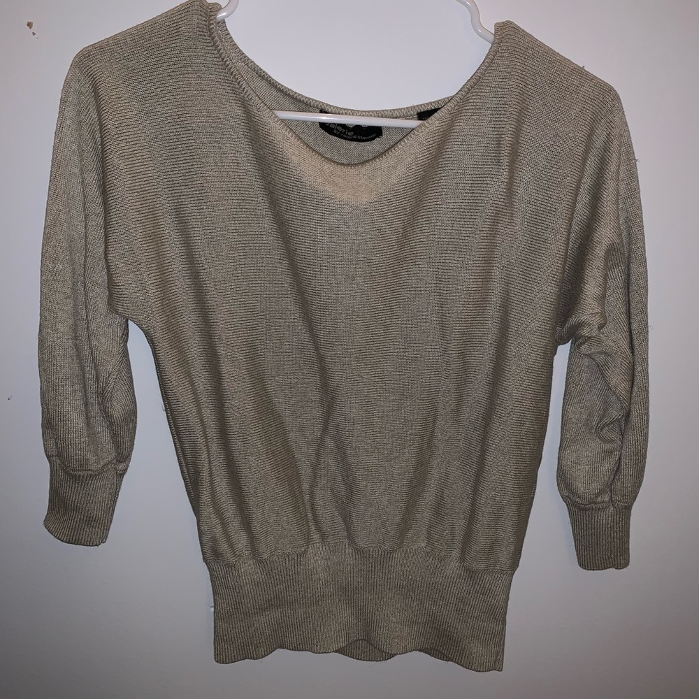 Half-Sleeve Fitted Sweater